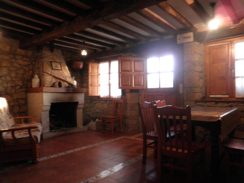 Casa De Aldea La Ablanera Pensionat Onís Exteriör bild